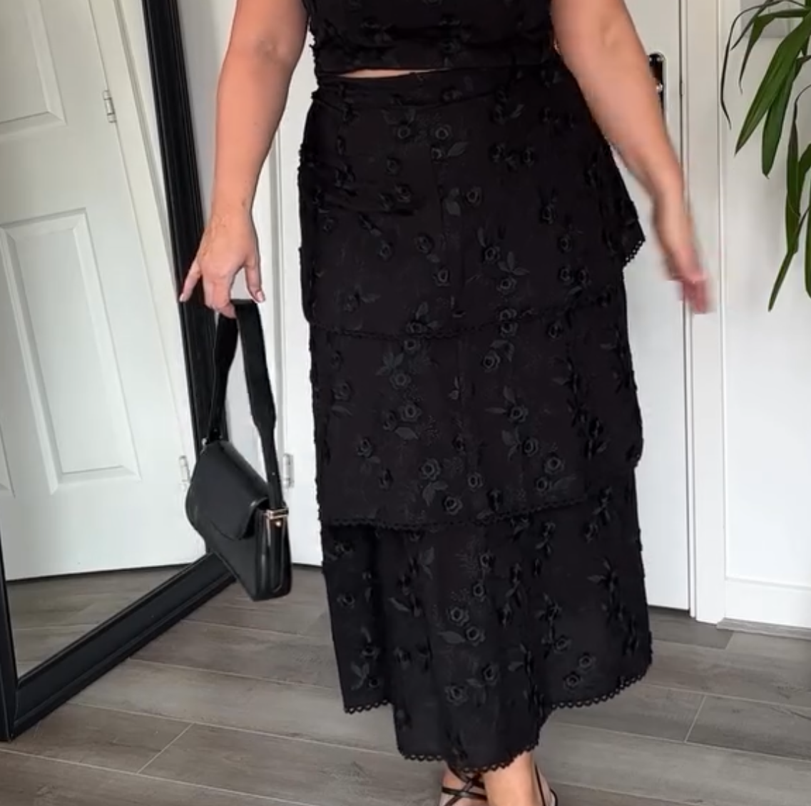 3D Emrboidery Floral Skirt