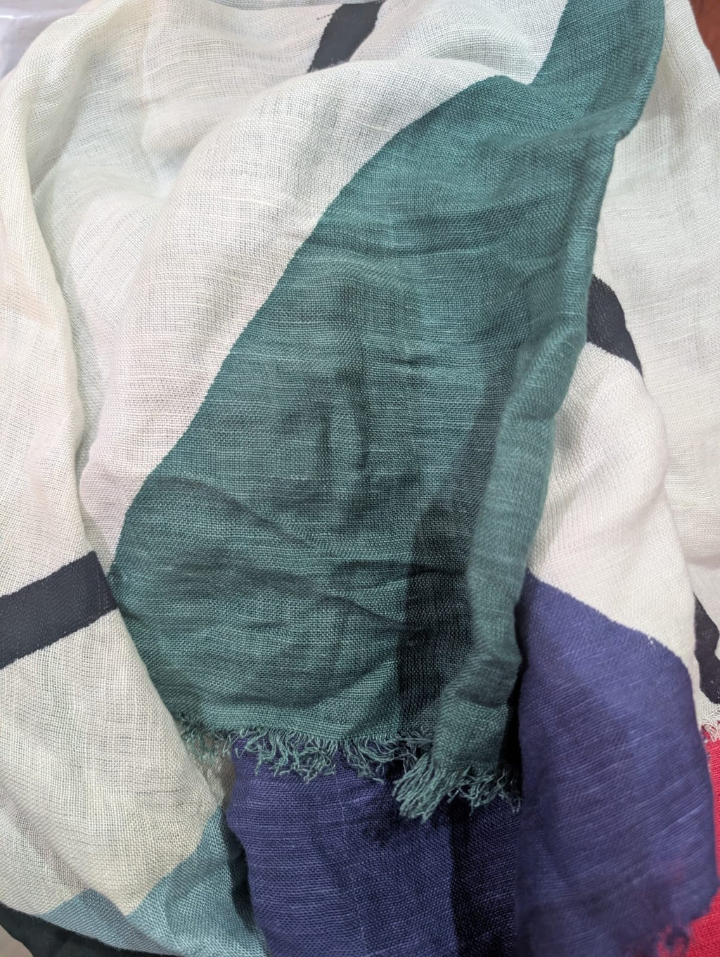 Pure linen scarf - 2 color options